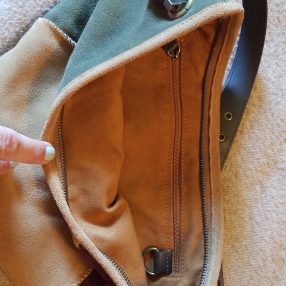 Purse - Picture 3 of 3